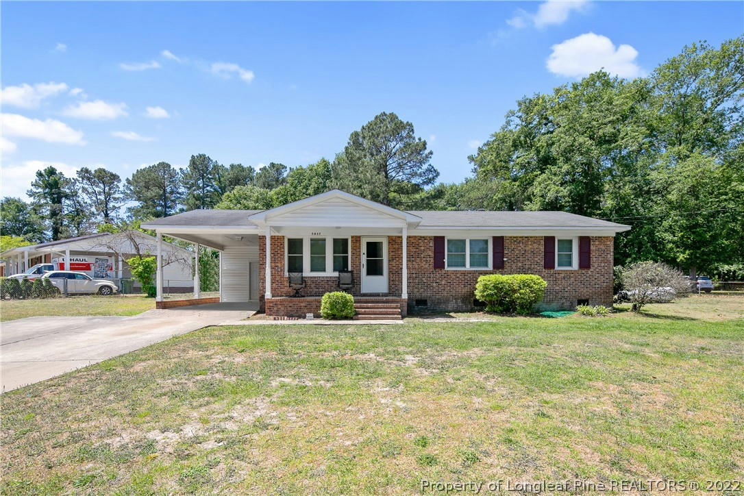 5857 COLUMBINE RD, FAYETTEVILLE, NC 28306, photo 1 of 39