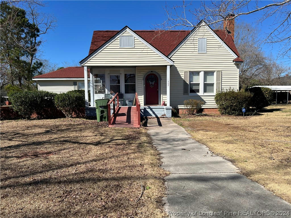 402 S FLORENCE ST, MAXTON, NC 28364, photo 1 of 10
