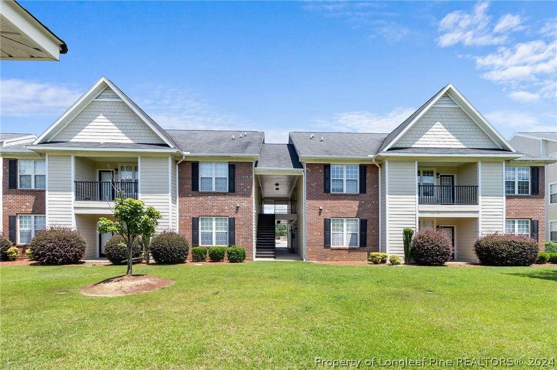3930 BARDSTOWN CT APT 201, FAYETTEVILLE, NC 28304, photo 1 of 27