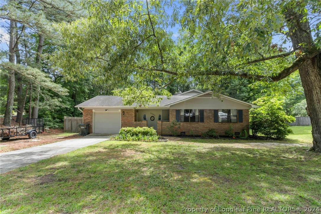 1701 VALLEY RIDGE DR, FAYETTEVILLE, NC 28303, photo 1 of 44
